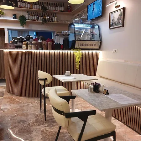 Guler Hotell 3*
