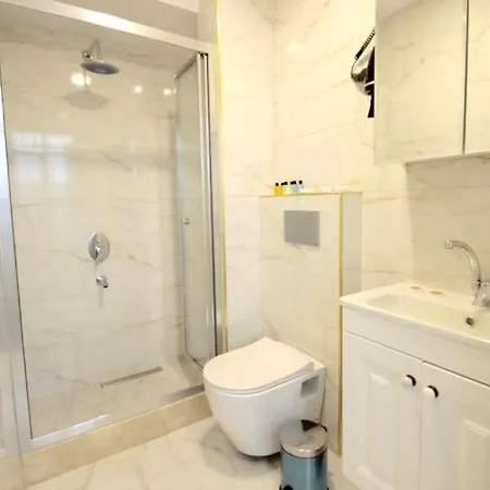 Guler Hotell 3*